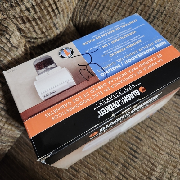 BLACK+DECKER Spacemaker Mini Food Processor and Grinder Under the Cabinet CG800 - Picture 2 of 8